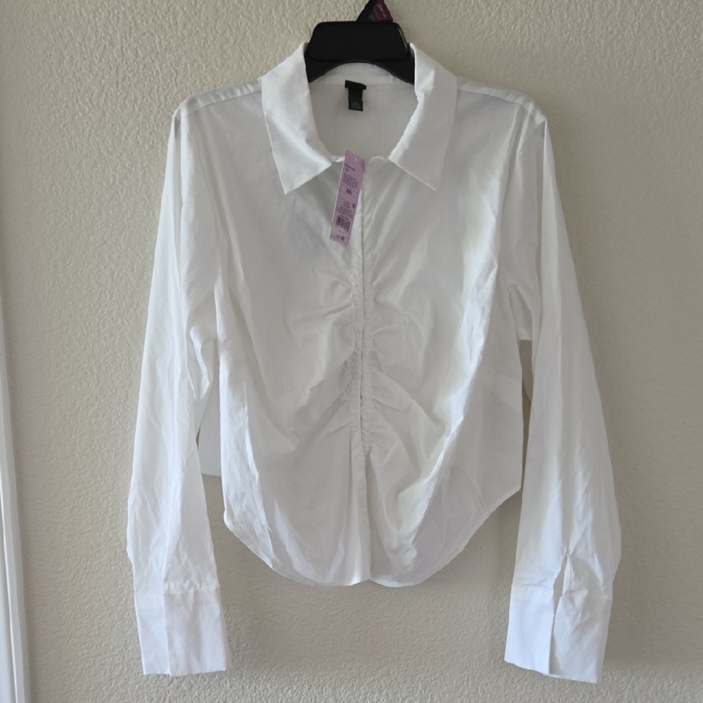 Wild Fable White Ruched Button Down Shirt